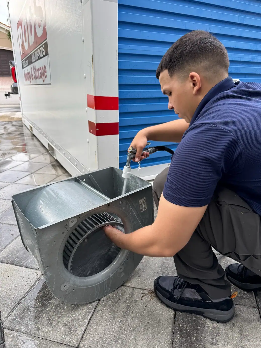 AC Maintenance and Tune-Ups by an ACMAN technician