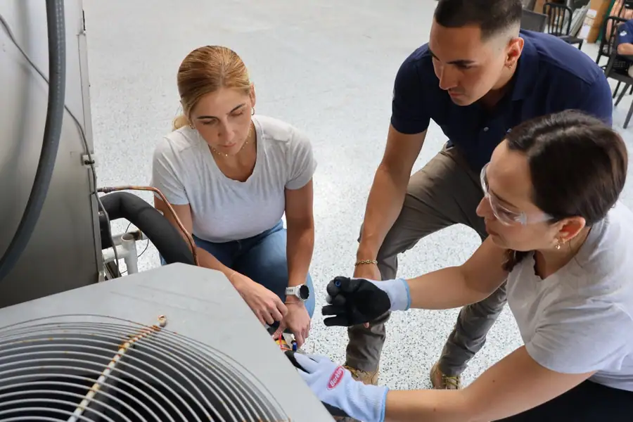 A hands-on condenser training session at ACMAN